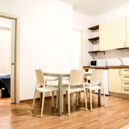 Residence Acquazzurra Verde 迪亚诺马里纳